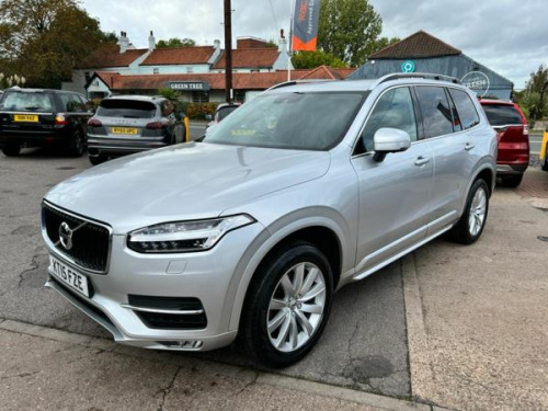 Volvo XC90  2.0 D5 Momentum 5dr AWD Geartronic