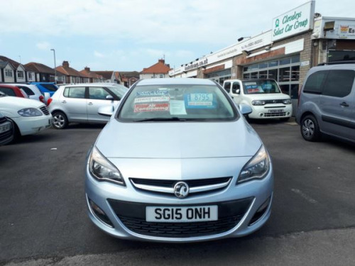 Vauxhall Astra  1.4 SRi 5-Door From £7,995 + Retail Package