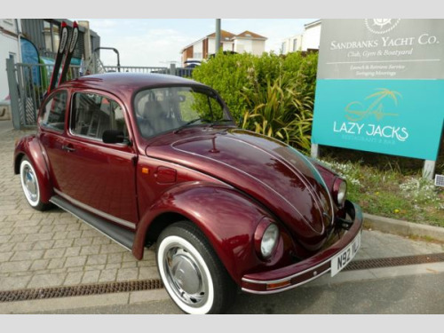Volkswagen Beetle  2 DOOR