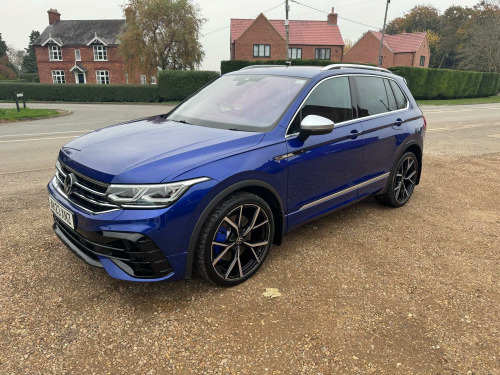 Volkswagen Tiguan  2.0 TSI R