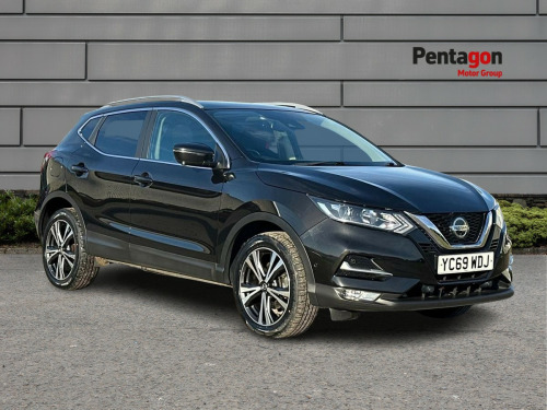 Nissan Qashqai  1.3 Dig T N Connecta Suv 5dr Petrol Manual Euro 6 (s/s) (140 Ps)