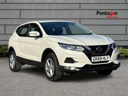 Nissan Qashqai  1.3 Dig T Acenta Premium Suv 5dr Petrol Manual Euro 6 (s/s) (140 Ps)