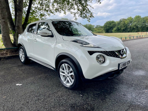 Nissan Juke  1.6 N-Connecta XTRON Euro 6 5dr