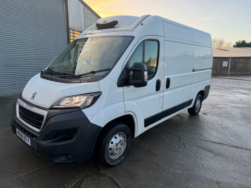 Peugeot Boxer  2.0 BlueHDi 335 Professional L2 Chiller van