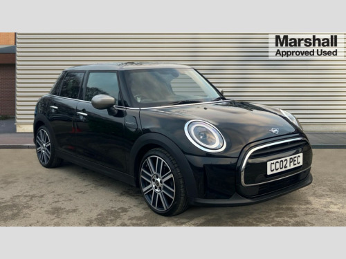 MINI Hatchback  HATCHBACK 1.5 Cooper Exclusive 5dr Auto [Comfort/Nav Pack]