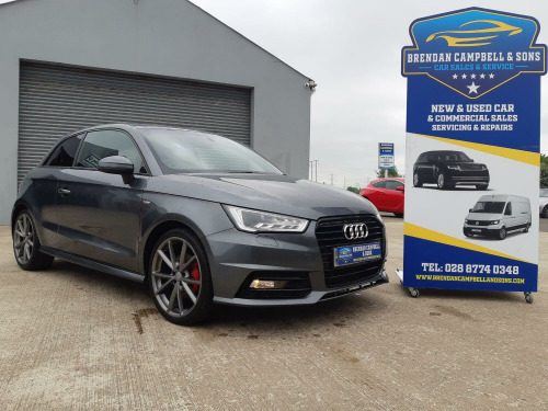 Audi A1  1.6 TDI S LINE BLACK EDITION