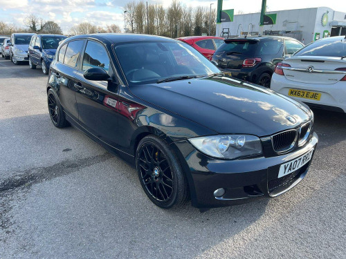 BMW 1 Series  2.0 120d SE 5 door