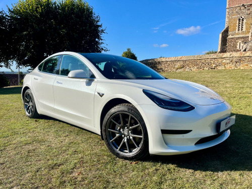 Tesla Model 3  Standard Range Plus