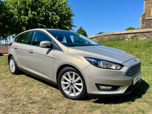 Ford Focus  1.5 T EcoBoost Titanium