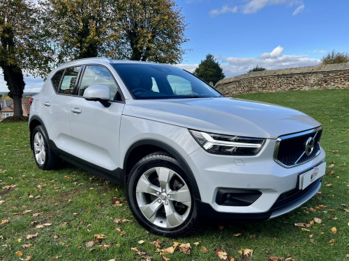 Volvo XC40  2.0 Momentum Pro D3