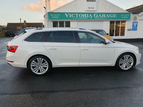 Skoda Superb  2.0 TDI SE L Executive