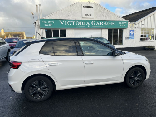 Skoda Fabia  1.0 TSI Colour Edition