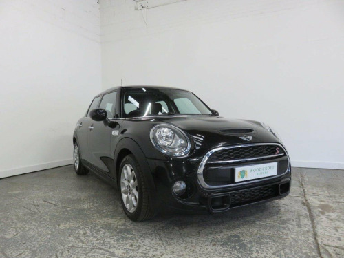 MINI Mini 2.0 COOPER SD