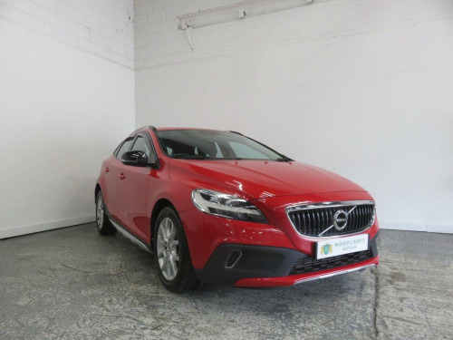 Volvo V40  2.0 D3 CROSS COUNTRY PRO 