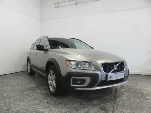 Volvo XC70  2.4 D5 SE Lux