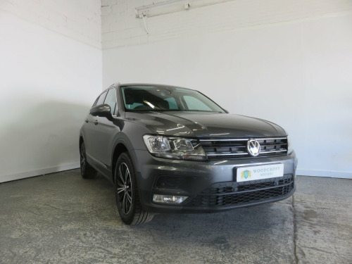 Volkswagen Tiguan  2.0 TDI BlueMotion Tech SE Navigation