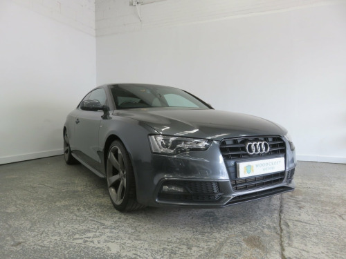 Audi A5  2.0 TDI Black Edition