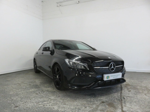 Mercedes-Benz CLA  1.6 CLA180 AMG Line