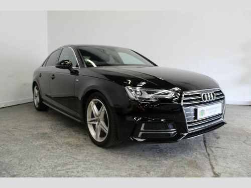 Audi A4 2.0 TDI S line