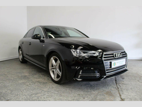 Audi A4 2.0 TDI S line