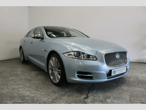 Jaguar XJ  3.0d V6 Portfolio Auto Euro 5 4dr 