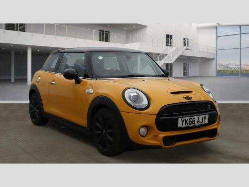 MINI Hatch  2.0 Cooper SD Euro 6 (s/s) 3dr 