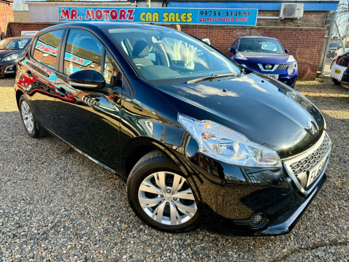 Peugeot 208  1.2 VTi Access+