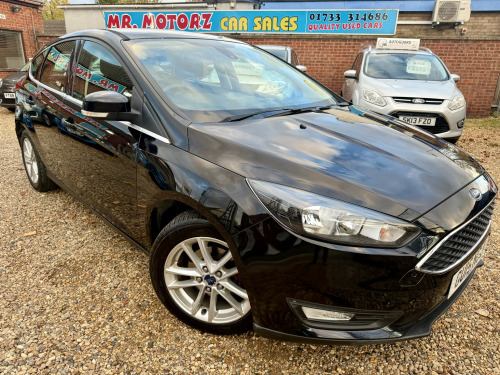 Ford Focus  1.0 T EcoBoost Zetec
