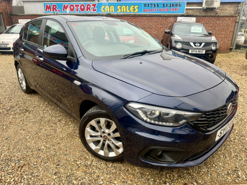 Fiat Tipo  1.4 Tipo Hatchback 1.4 95hp Easy Plus 