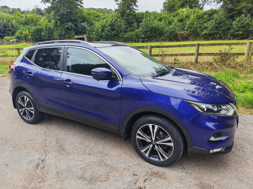 Nissan Qashqai  1.5 dCi N-Connecta