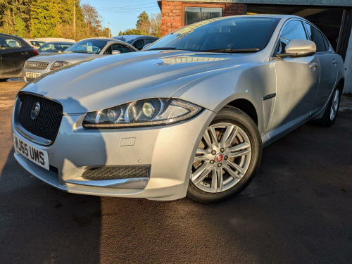 Jaguar XF  2.2 d Luxury