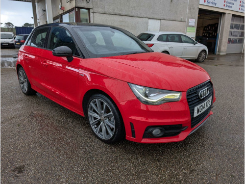 Audi A1  1.6 TDI S line Style Edition