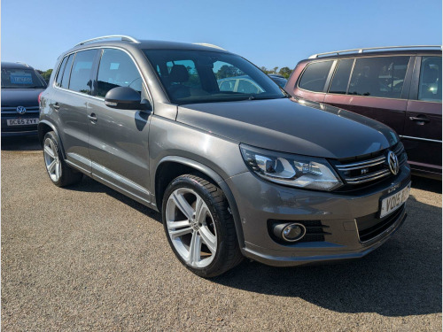 Volkswagen Tiguan  2.0 TDI BlueMotion Tech R-Line