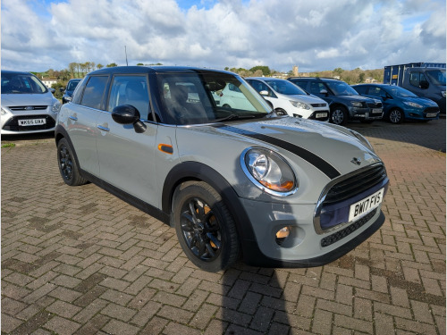 MINI Hatch  1.5 5-Door Hatch Cooper
