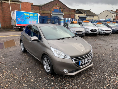 Peugeot 208  1.6 ALLURE