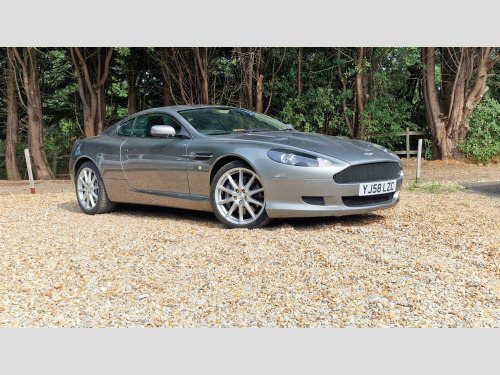Aston Martin DB9