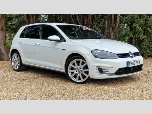 Volkswagen Golf  1.4 TSI GTE