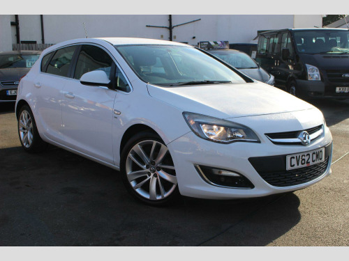 Vauxhall Astra  1.6 16v SRi