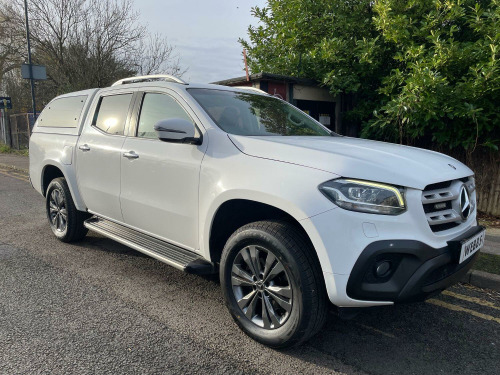 Mercedes-Benz X-Class  2.3 CDI Progressive