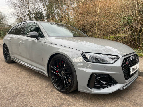 Audi RS4 Saloon  2.9 TFSI V6 Carbon Black