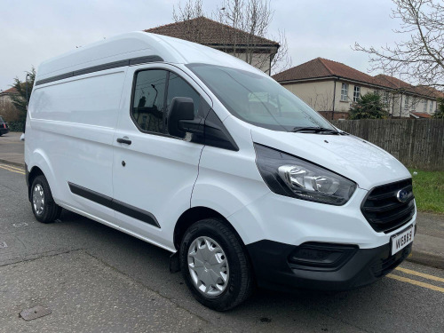 Ford Transit Custom  2.0 Transit Custom Leader Van 300 L2 2.0L EcoBlue 130PS FWD 6 Speed Manual