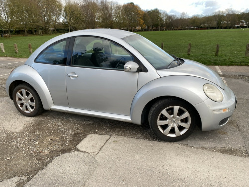 Volkswagen Beetle  2.0