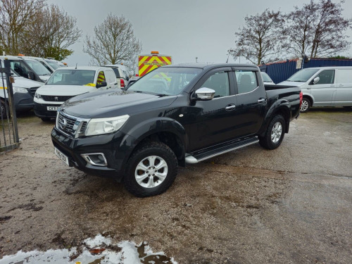 Nissan Navara  2.3 dCi Acenta