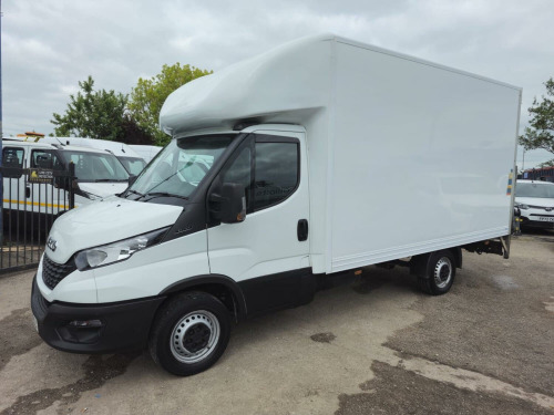 Iveco Daily  LUTON TAIL LIFT 2.3 D HPI 14V 35S 3000