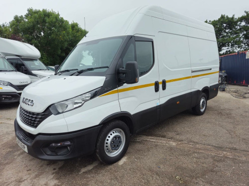 Iveco Daily  2.3 D HPI 14V 35S 3520 AIR CON