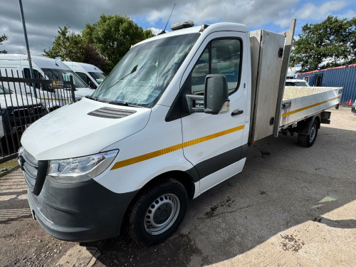 Mercedes-Benz Sprinter  315 Progressive Tipper with Toolbox