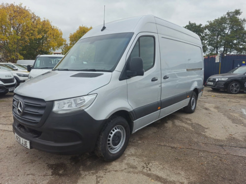 Mercedes-Benz Sprinter  2.0 315 CDI Progressive L2 MWB RWD