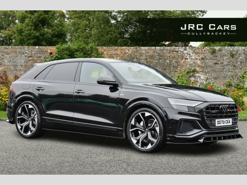 Audi Q8  3.0 TDI V6 50 S line