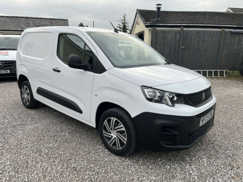 Peugeot Partner  1.5 BlueHDi 1000 Professional Premium + 