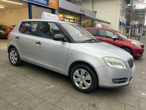 Skoda Fabia  1.2 HTP 12V 1